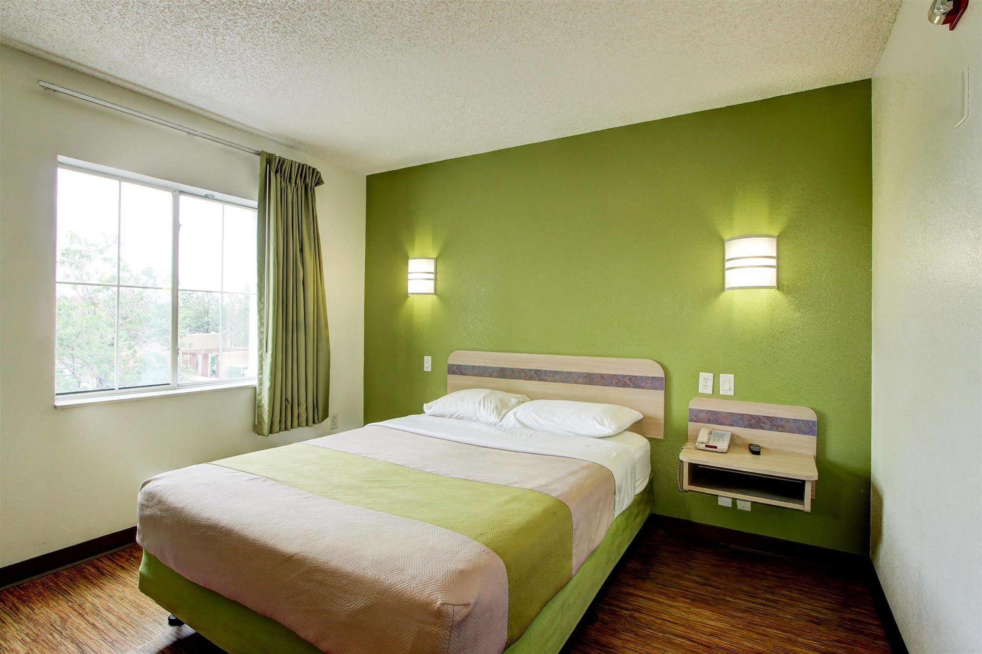 Park Inn By Radisson, אורורה מראה חיצוני תמונה